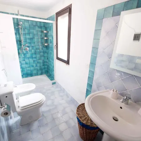 Two-bedroom In Siracusa Ii *