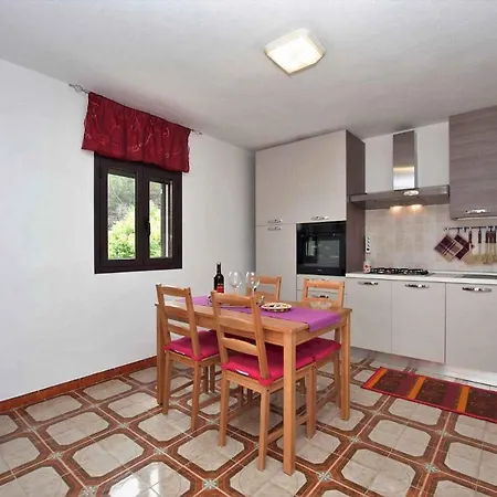 Two-bedroom In Siracusa Ii
